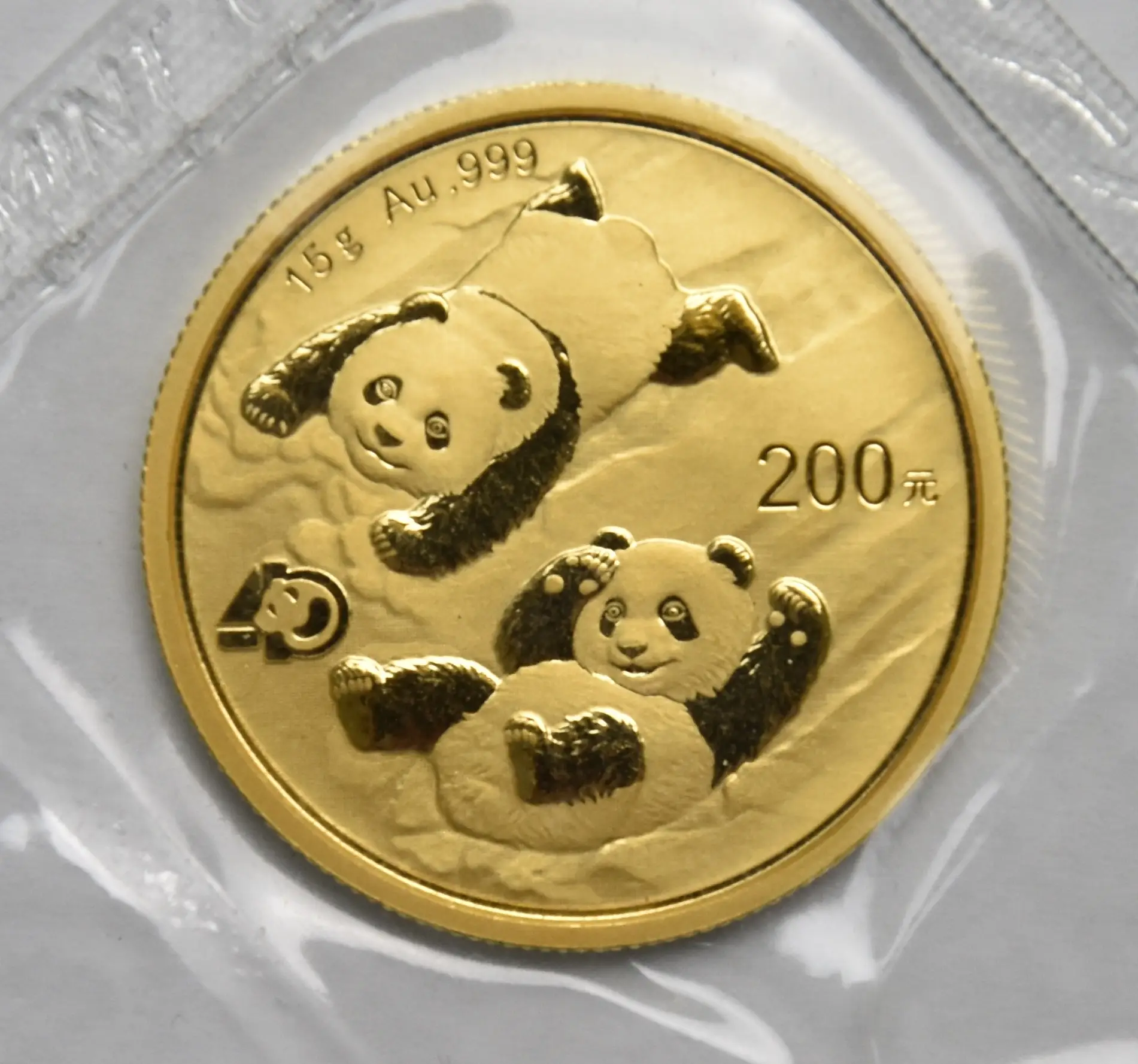 Panda 2022 - China 15 g Goldmünze .999 "40 Jahre Panda-Münzserie"