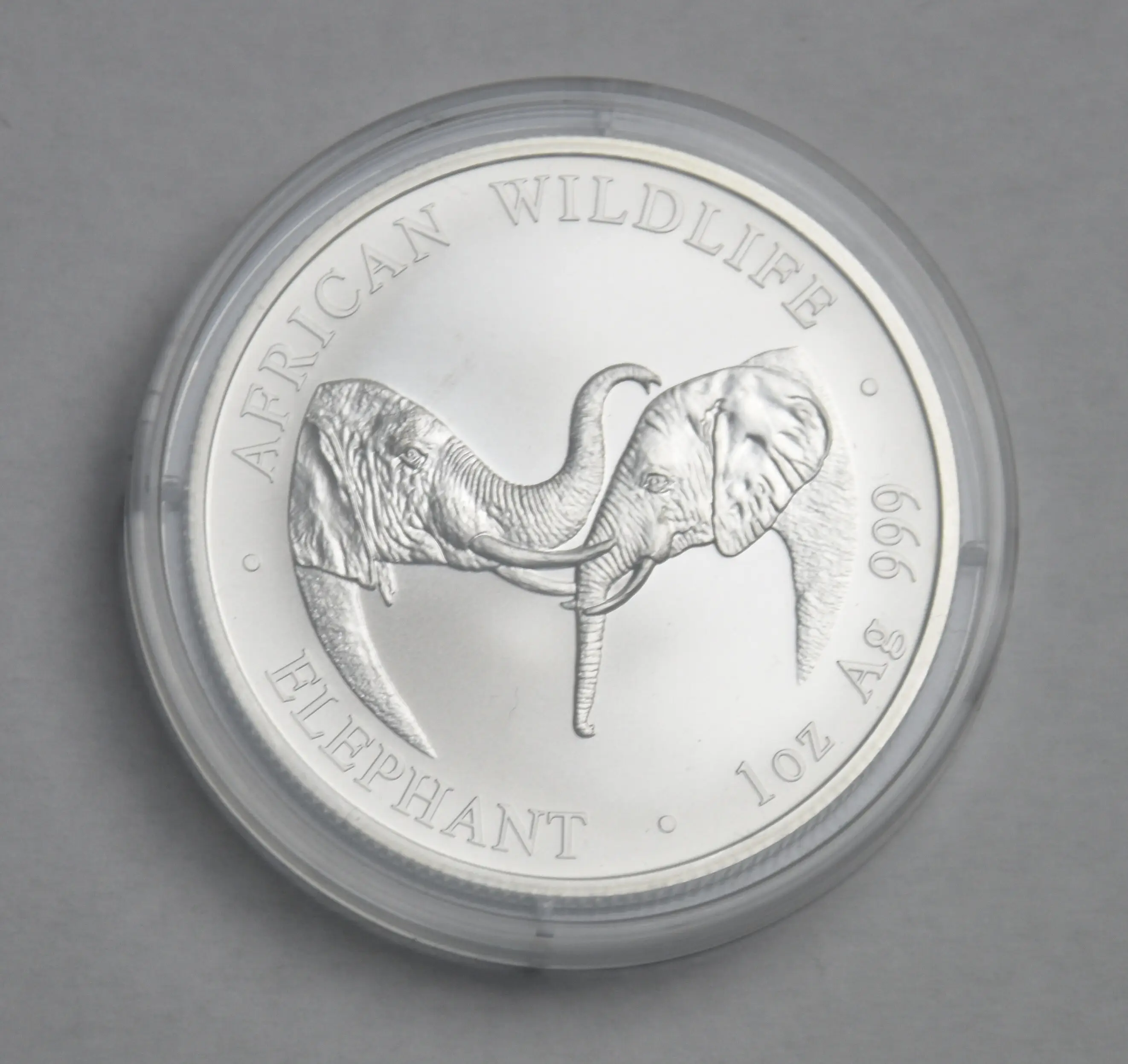 Zambia 2002 – 1-ounce silver coin "Elephants"