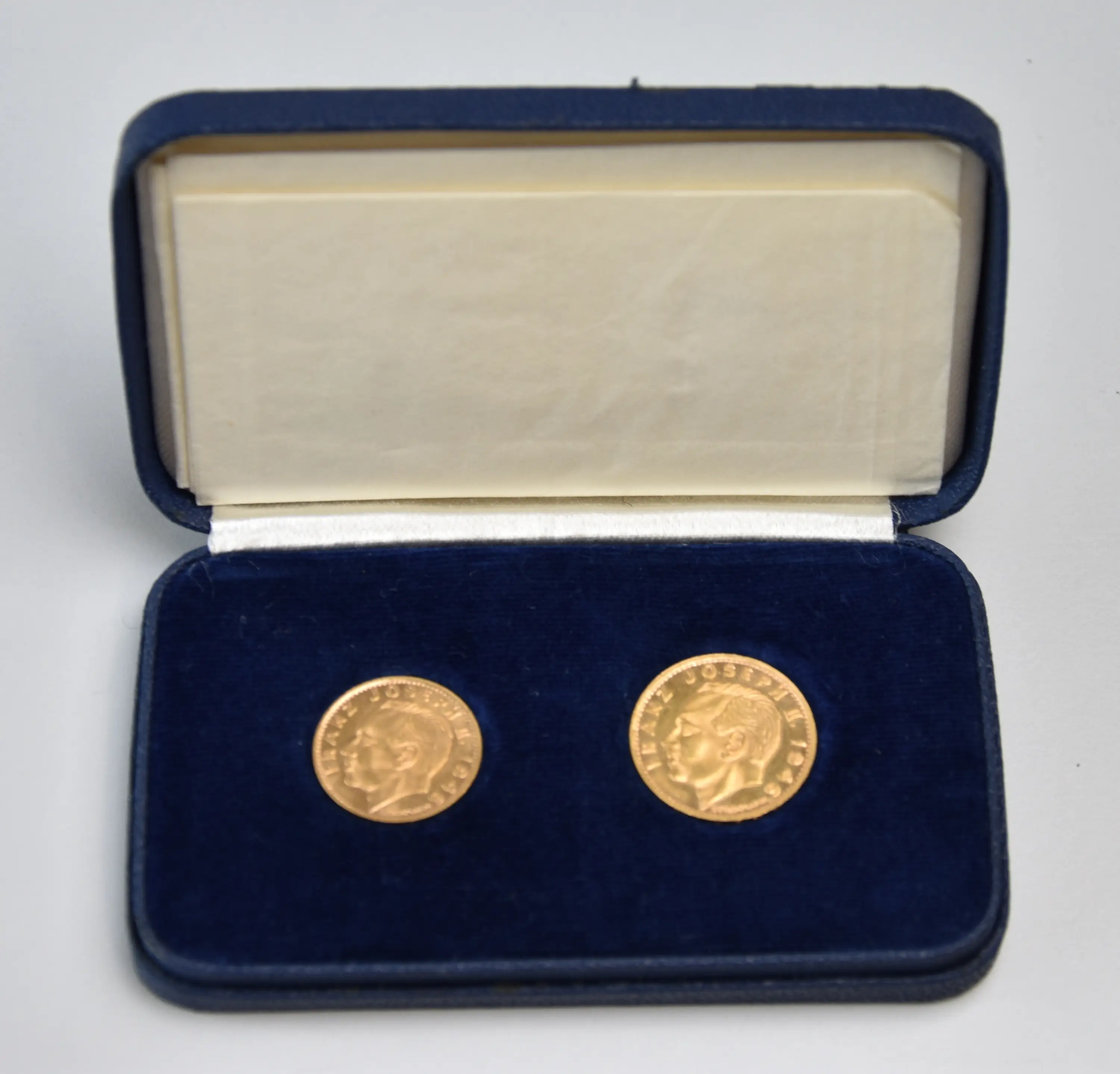 Liechtenstein 10 + 20 Francs 1946 Franz Josef II - two gold coin